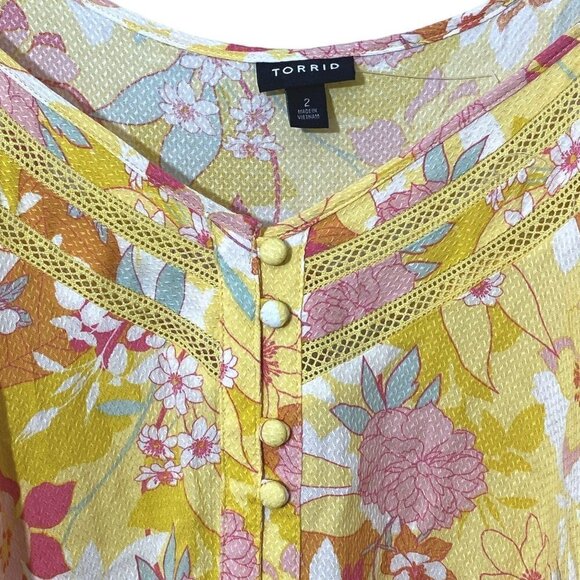 TORRID Plus Size 1X Baby Doll Top Yellow floral Ruffle Blouse - Picture 4 of 11
